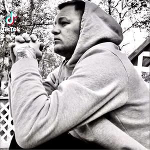 Meet your Posher, Dustin